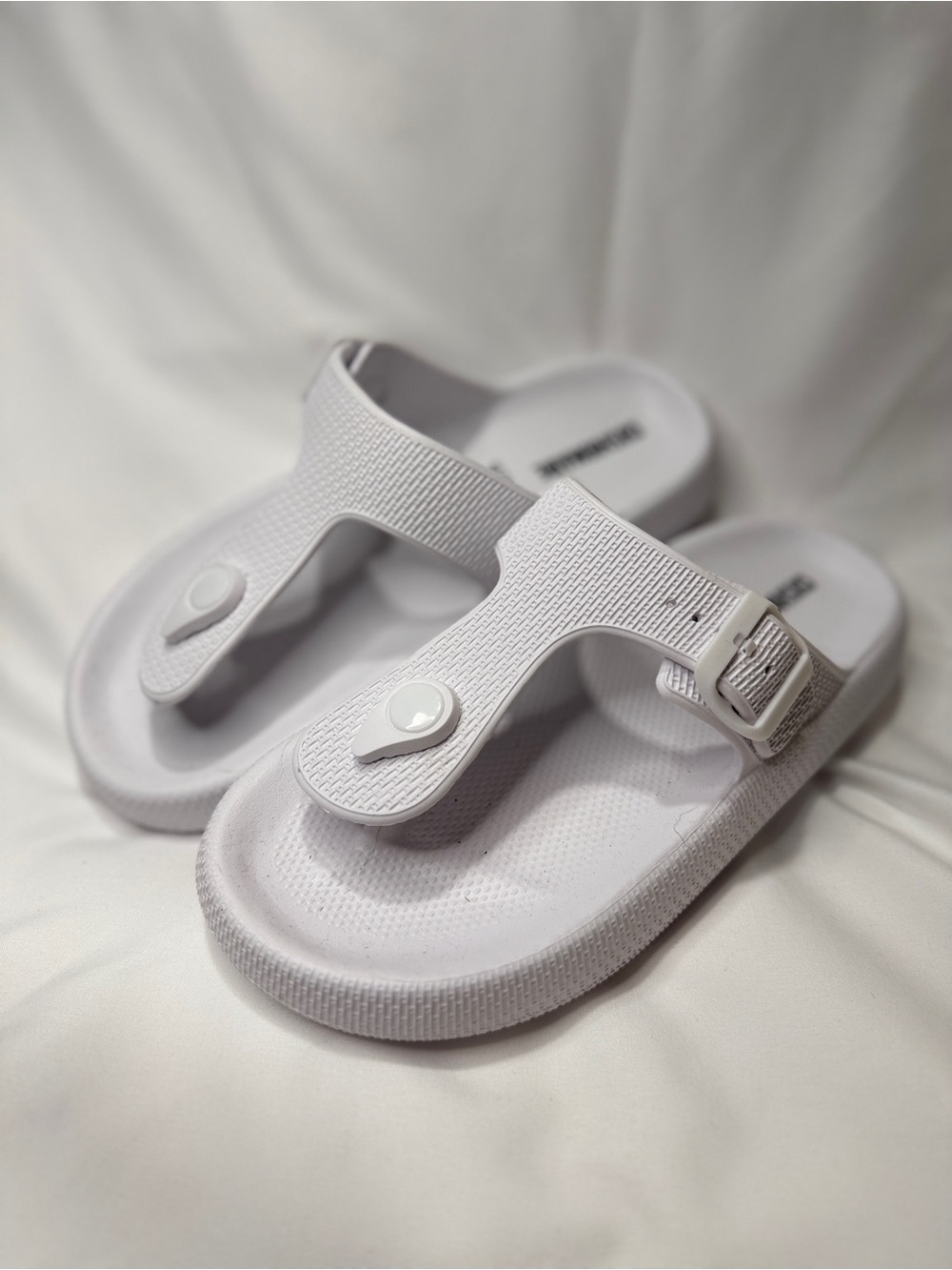 Women's White Thong Sandals with Adjustable Buckle